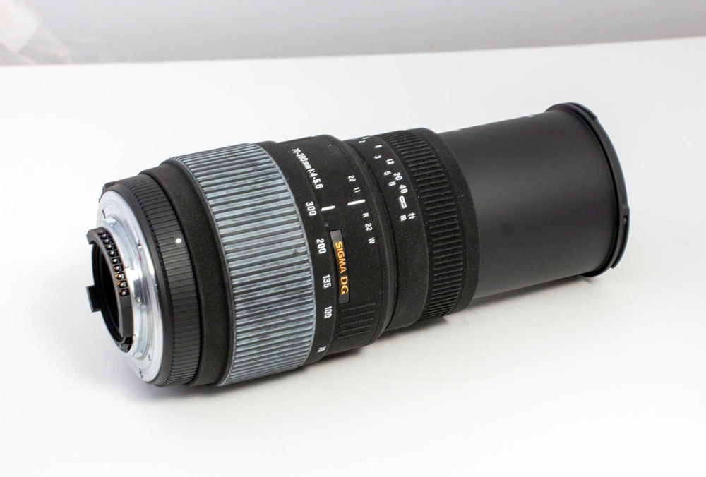 Nikon 70-300mm , AF, como nova da Sigma