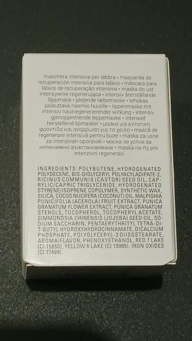 maska do ust Plush Puddin'