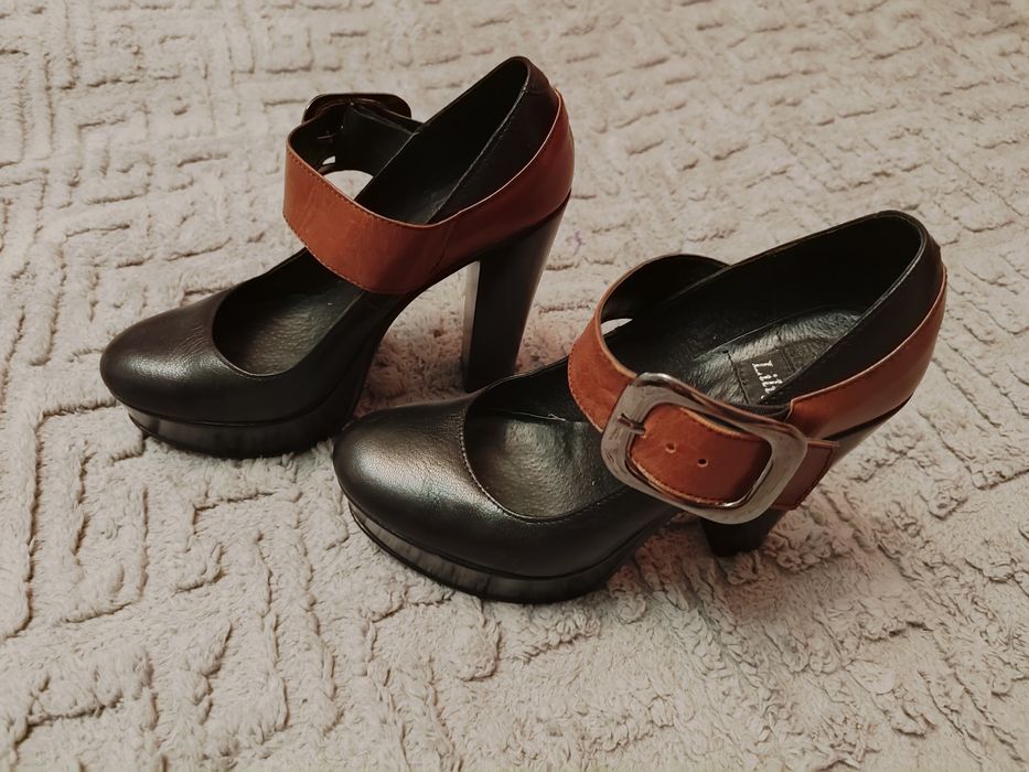 Туфлі жіночі. Кожані.