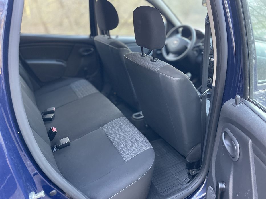 Продам Дачію Дастер (Dacia Duster)