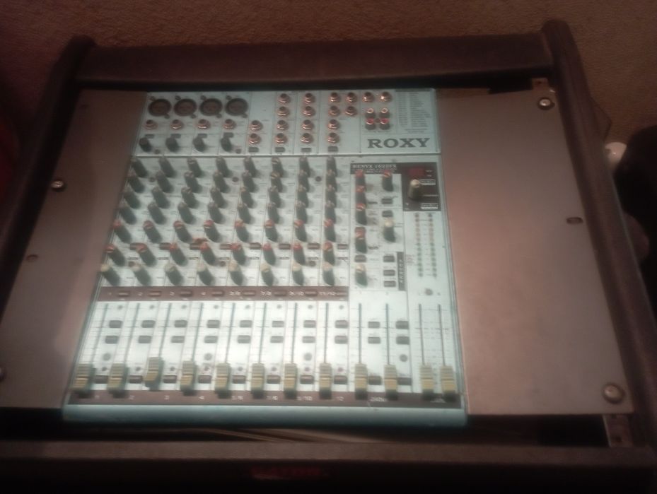 Aparelhos som, karaoke