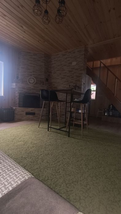 Будинок -дача в живописному місці серед природи