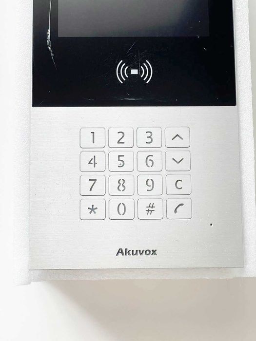 Многоабонентная вызывная панель Akuvox R28A