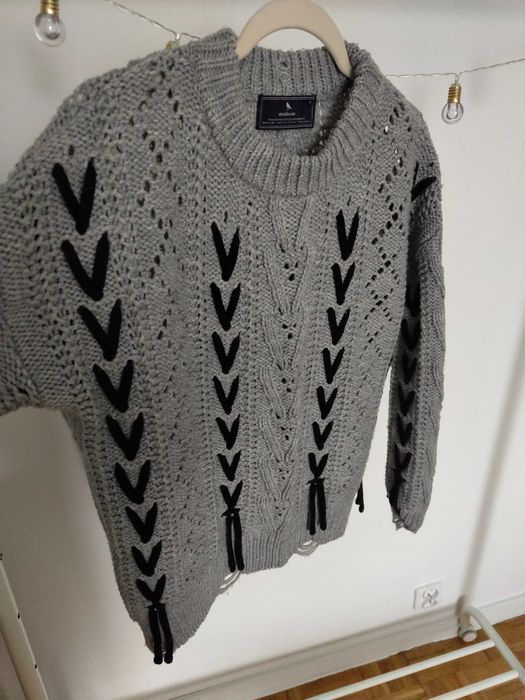 Medicine sznurowany sweter S