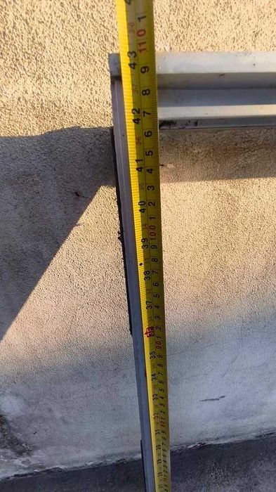 Janela alumínio de correr 1,96m x 1,10m