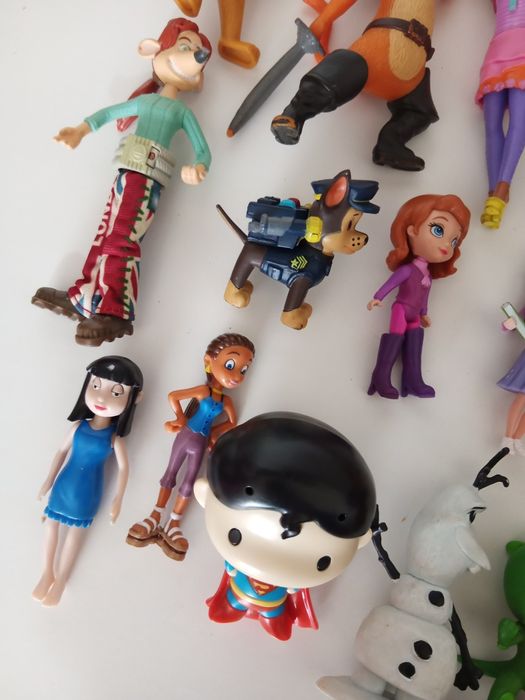 Lote 22 bonecos exclusivo lote 15€