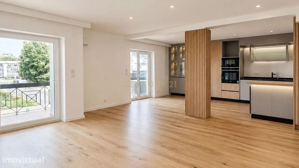 Apartamento T3 como novo centro de Cascais e com vista mar