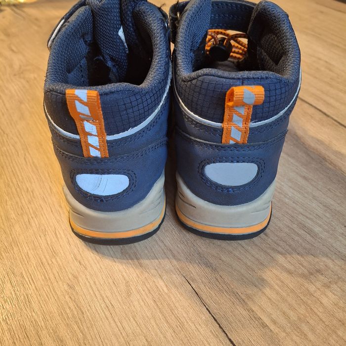Buty przejściowe 28