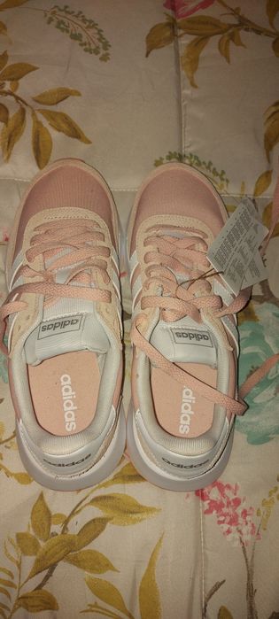 Ténis adidas novo