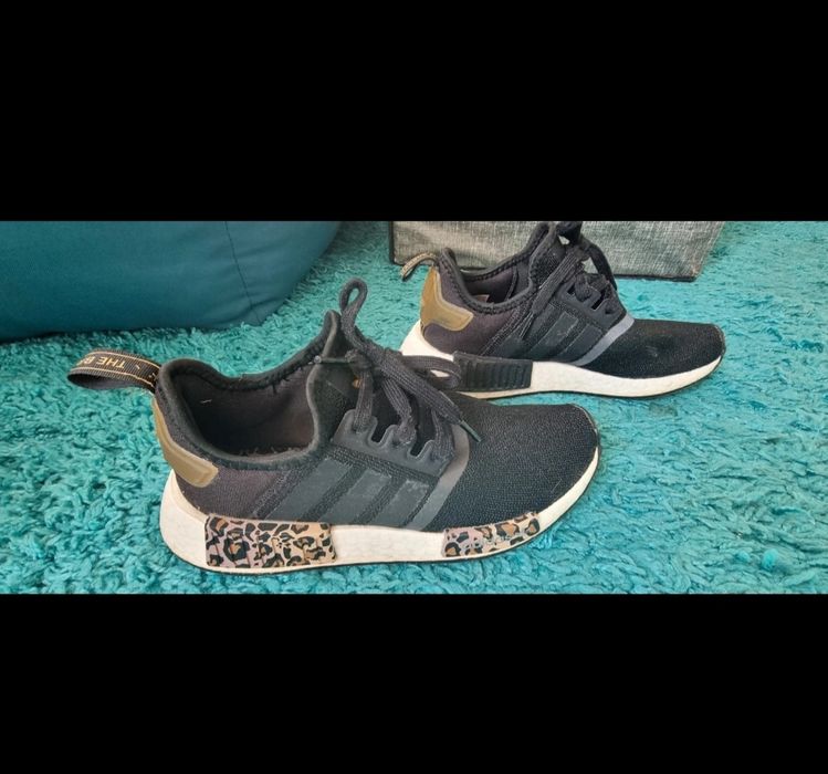 Adidas NMD R1 leo