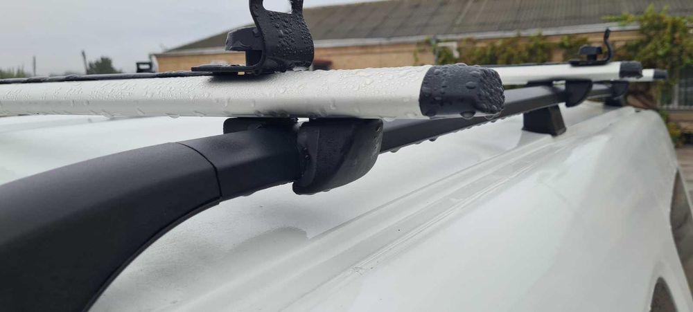 Універсальні Алюмінієві Аероперекла-дини TW5-E на рейлінги