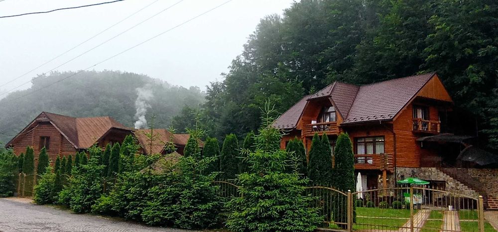 Продаємо сучасний будинок курорт Поляна