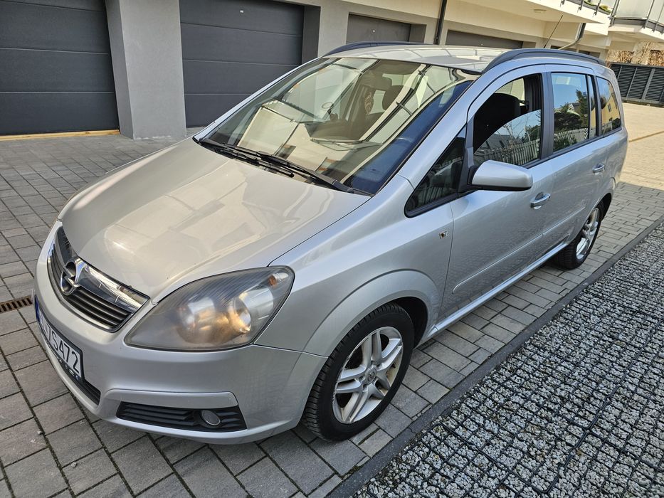 Opel Zafira B 2007 r. | 1.8 Benzyna + Gaz (LPG) | 7 Osób Polecam