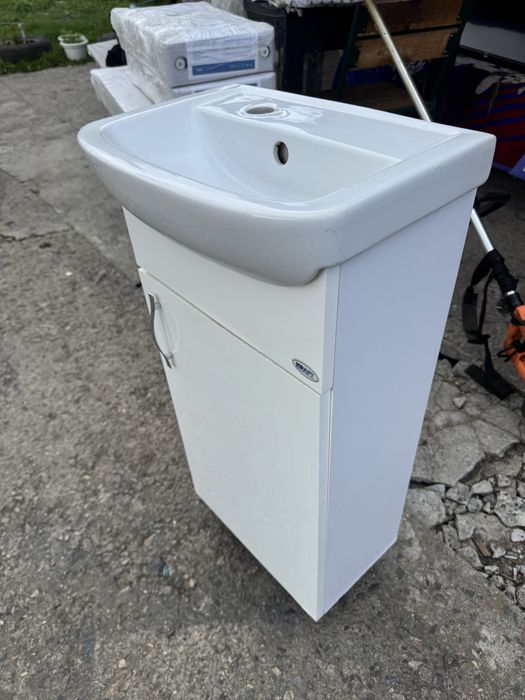 Тумба з мийко як нова