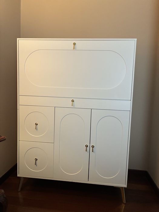 Movel branco novo