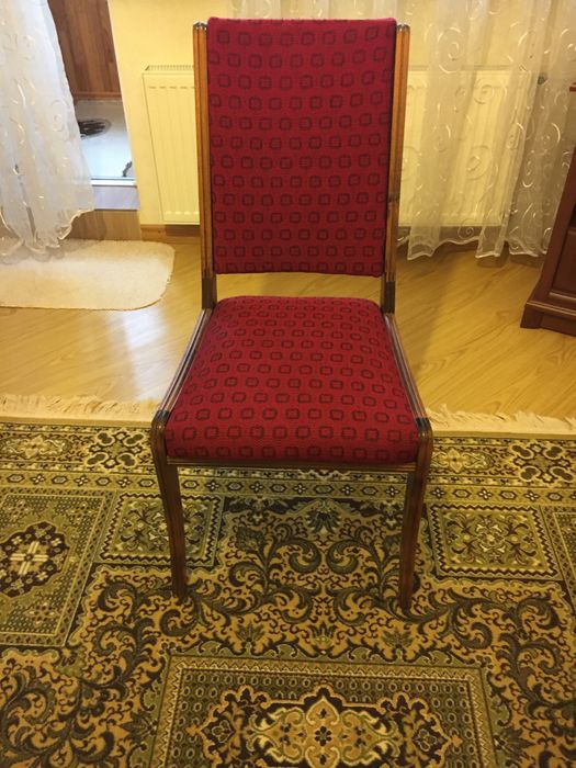 Стілці 6 штук мякі