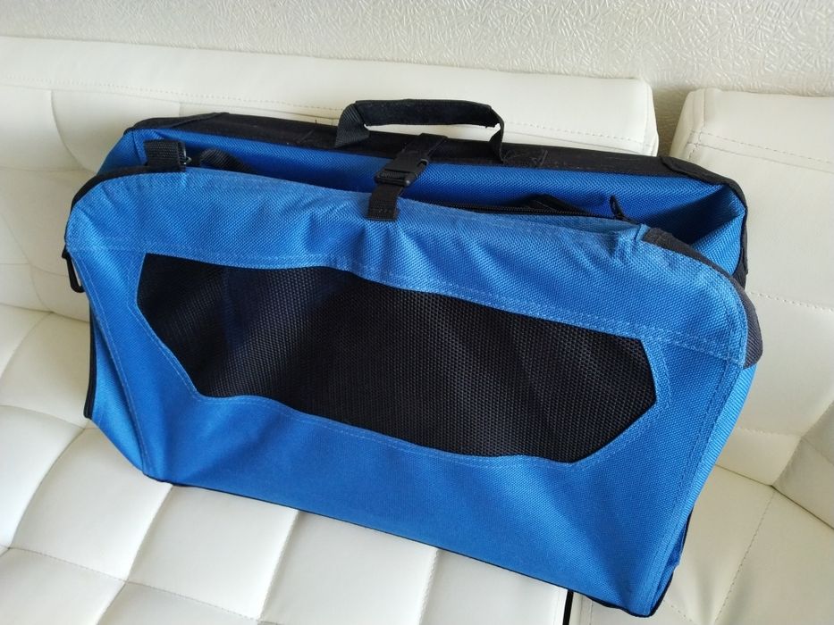 Продам переноску каркасную