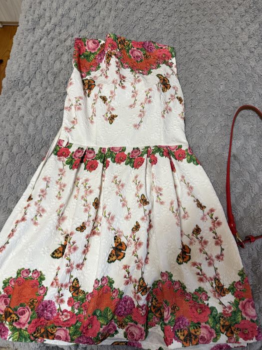 Продається сукня