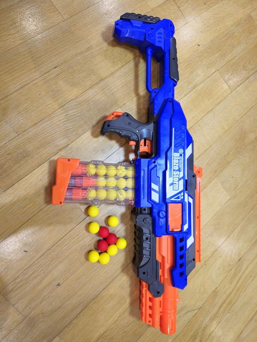 продам Бластер Blaze Storm ZC 7101 с мягкими пульками(ZC85101)