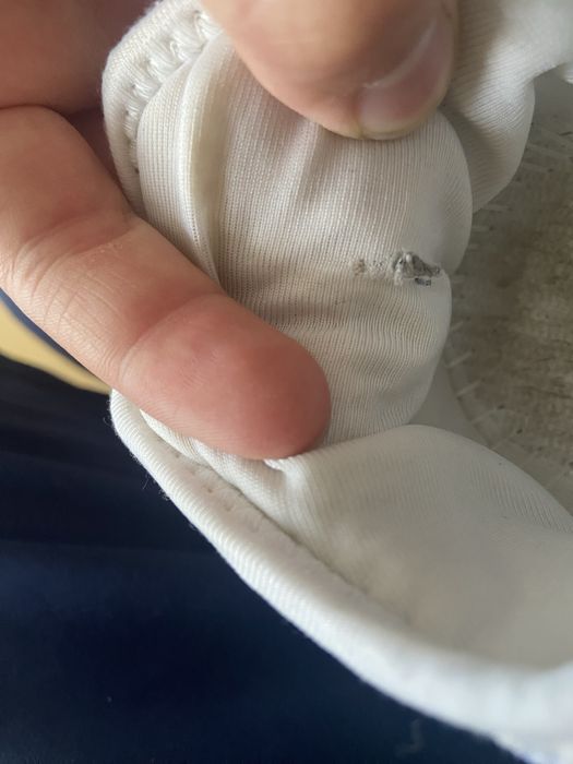 Кросівки adidas yeezy