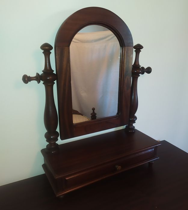 Toucador com espelho