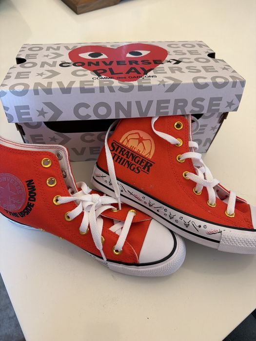 All Star Converse Strnger Things nunca usado Vermelho
