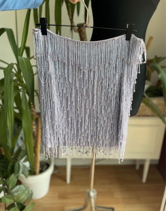 wrzosowa cekinowa spódnica mini z frędzle xl 42 L 40 zdobiona