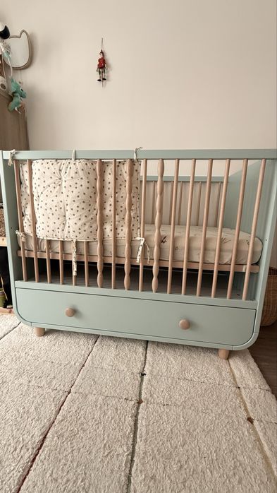 Berço MYLLRA Ikea cor Azul