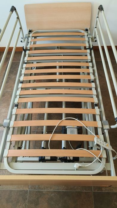 Cama Articulada Eléctrica - Hospitalar