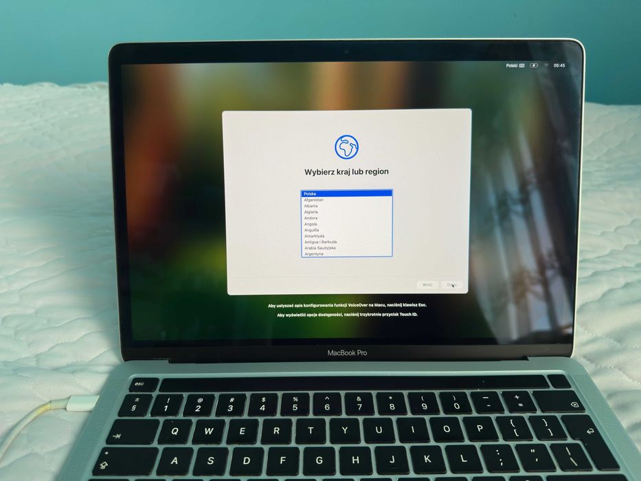 MacBook Pro 13'' i5/ 8GB/ 512GB SSD/ silver