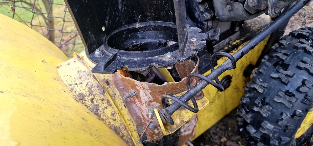 Odsniezarka z napedem