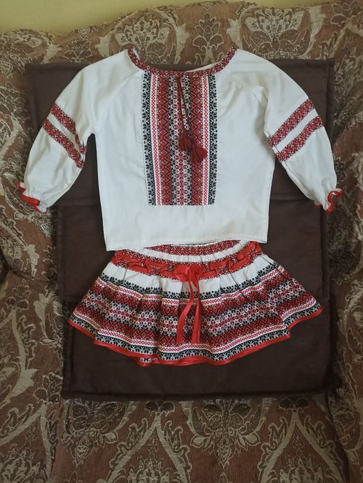 Вышиванка на девочку