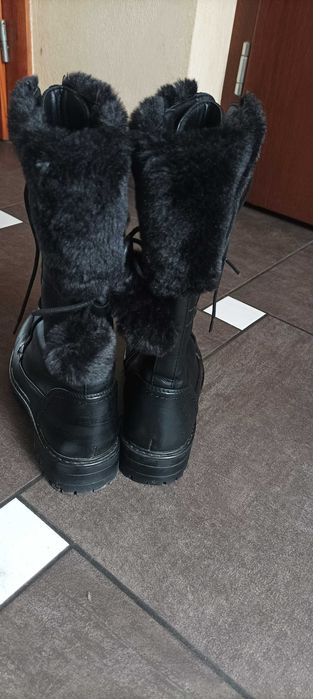 Buty zimowe damskie