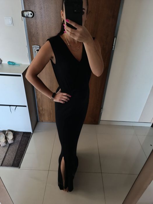 Długa sukienka czarna XS S