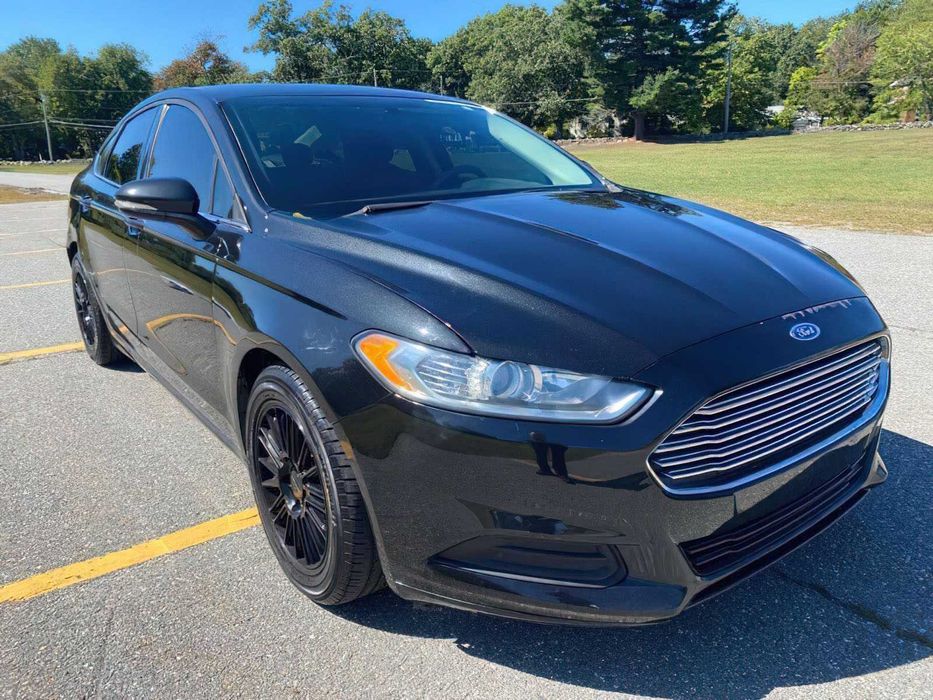 Ford Fusion SE      2015