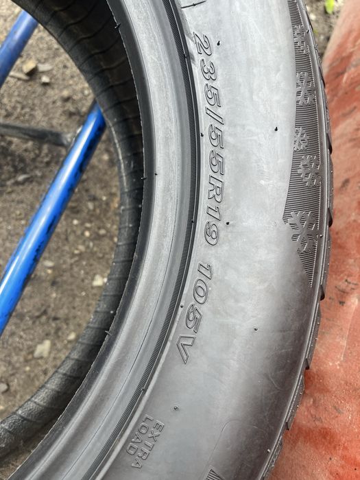 235/55/19 R19 Nexen Roadstone winguard Sport зима 4 шт ціна за 1 шт
