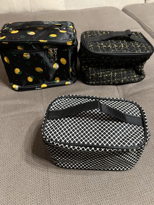 Косметичка дорожная