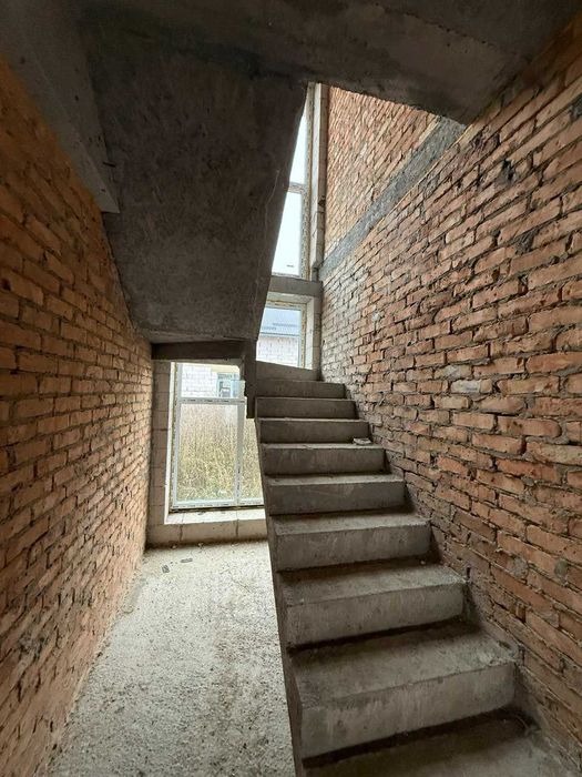 Будинок 140 м² в КМ “Оклахома”, 8 соток, біля лісу та озера  Дмитрівка