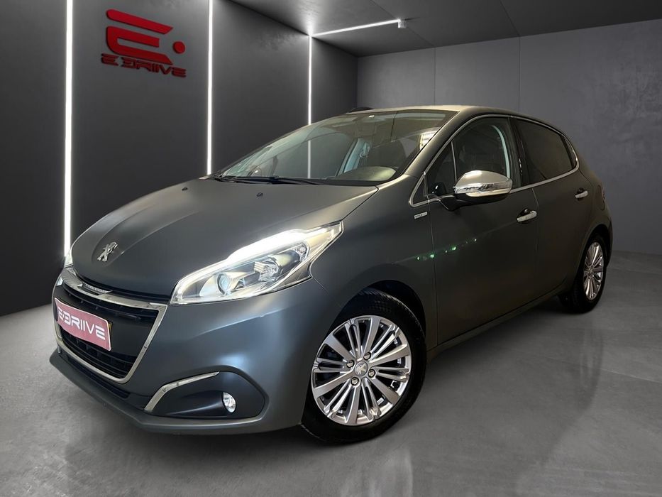Peugeot 208 1.2 PureTech Signature
