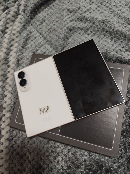 Samsung fold 8 novo aceito retomas