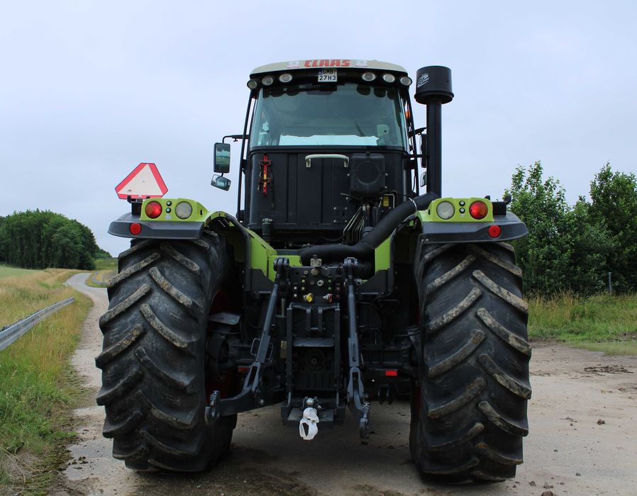 Ciągnik rolniczy Claas Xerion 3300