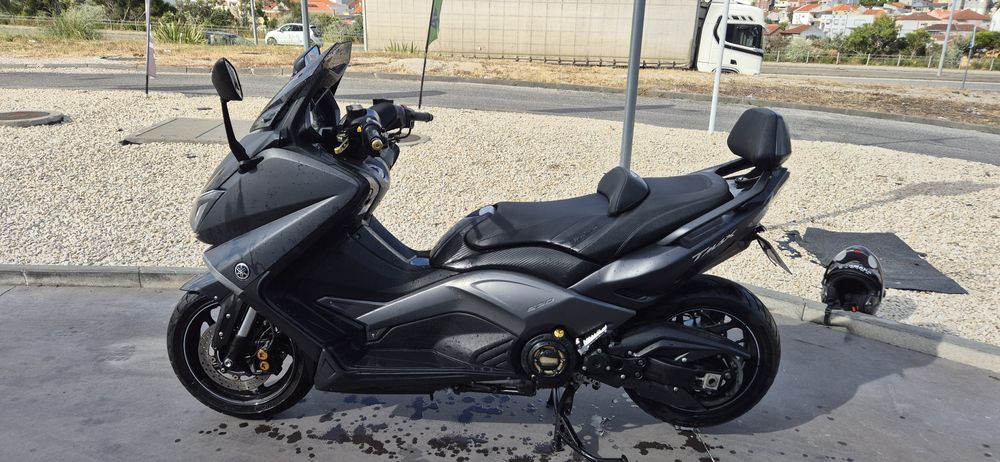 T max 530 Ano 2015.
