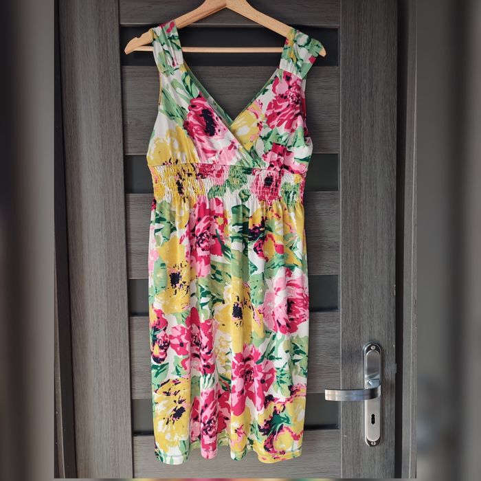 Sukienka letnia w kwiaty M