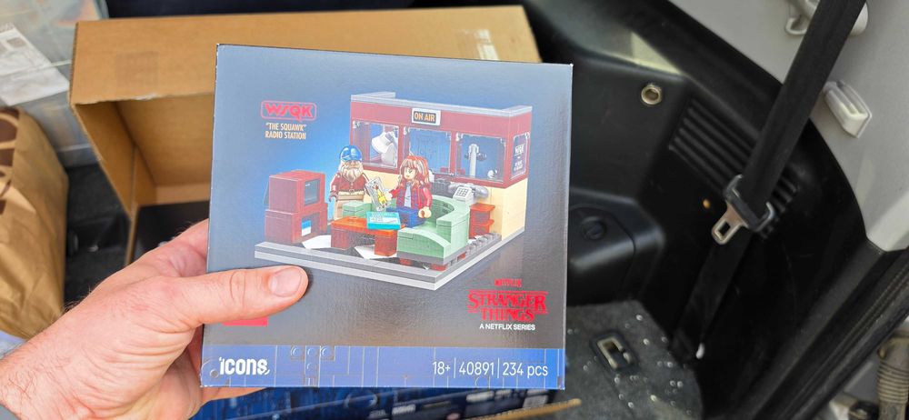 Lego stranger things 11370 plus dodatek 40891 nowe