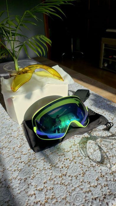Gogle narciarskie Nowe snowboardowe z wymiennym szkłem  anti-fog