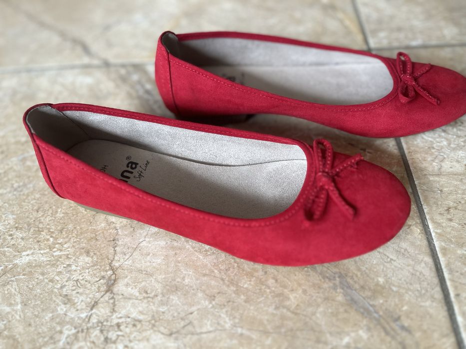 Жіноче взуття. Балетки