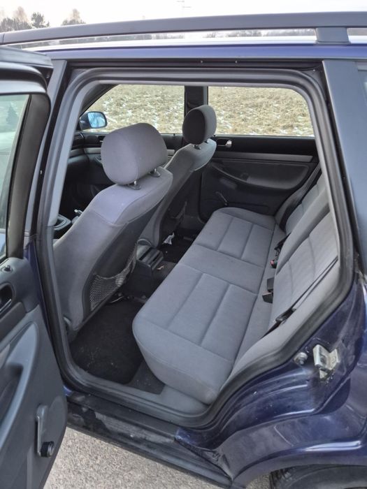 Audi A4 1.8 , Gaz , nowy przeglad , hak