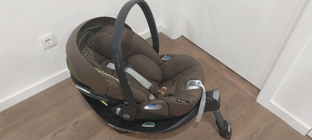 Ovo com suporte/base  isofix