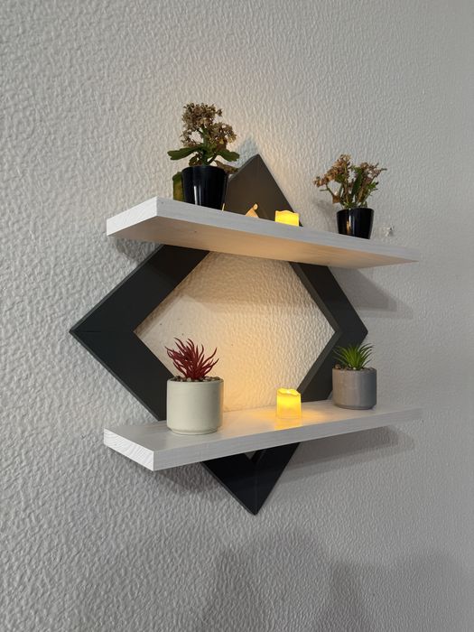 Prateleira de madeira artesanal com design moderno