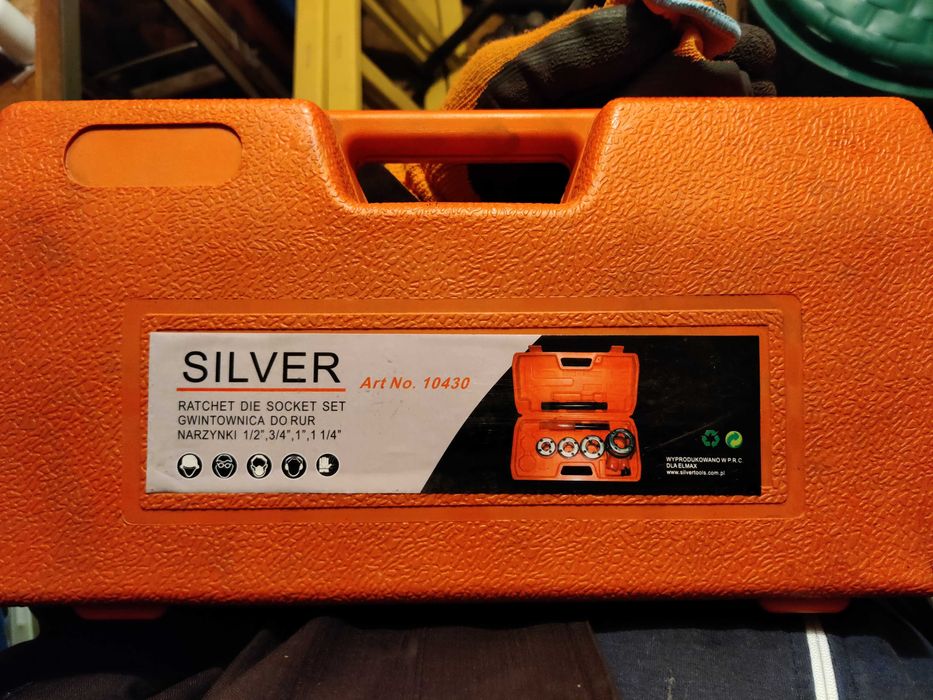 Zestaw do gwintowania rur 1/2", 3/4", 1", 1 1/4"